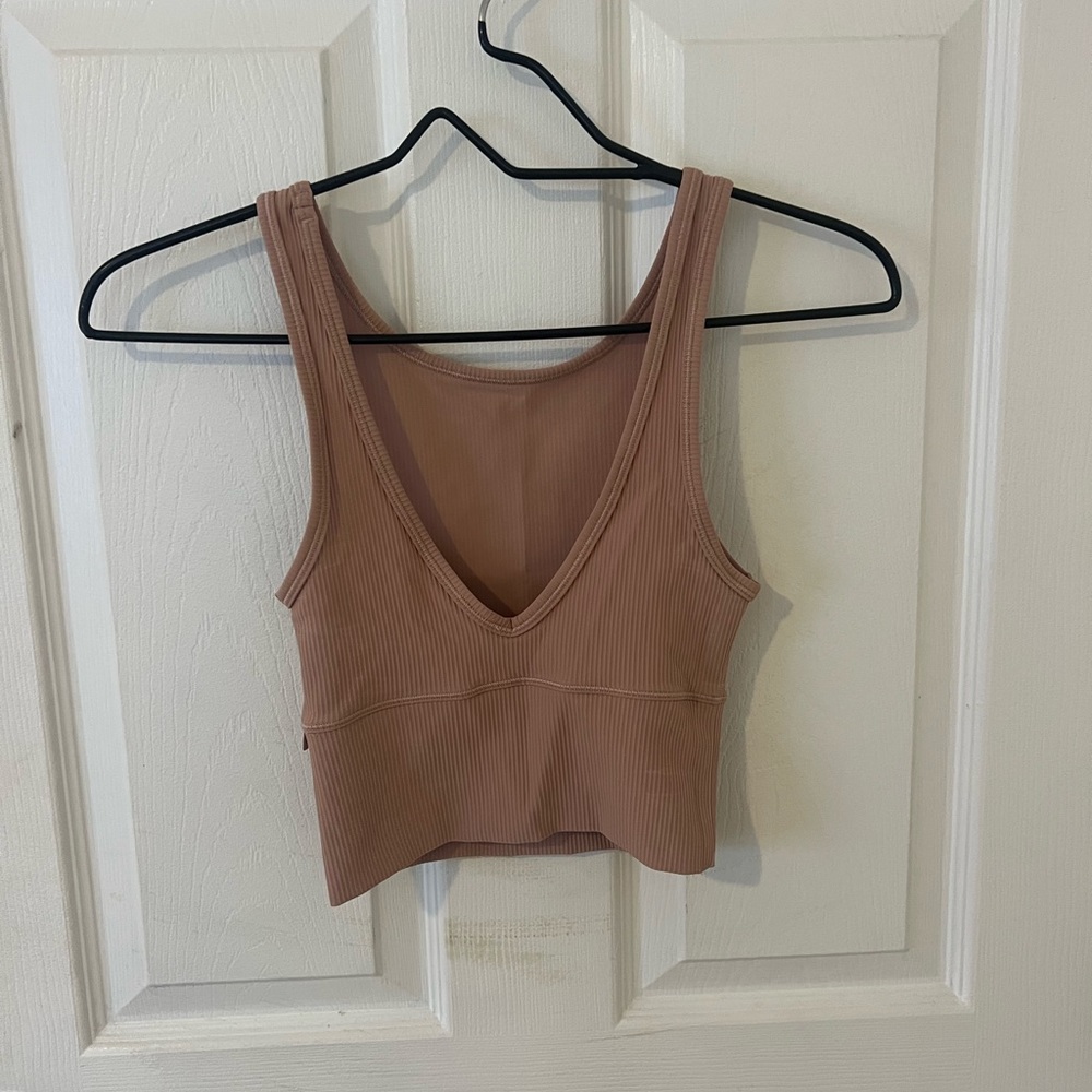 Lululemon power pivot tank size 2